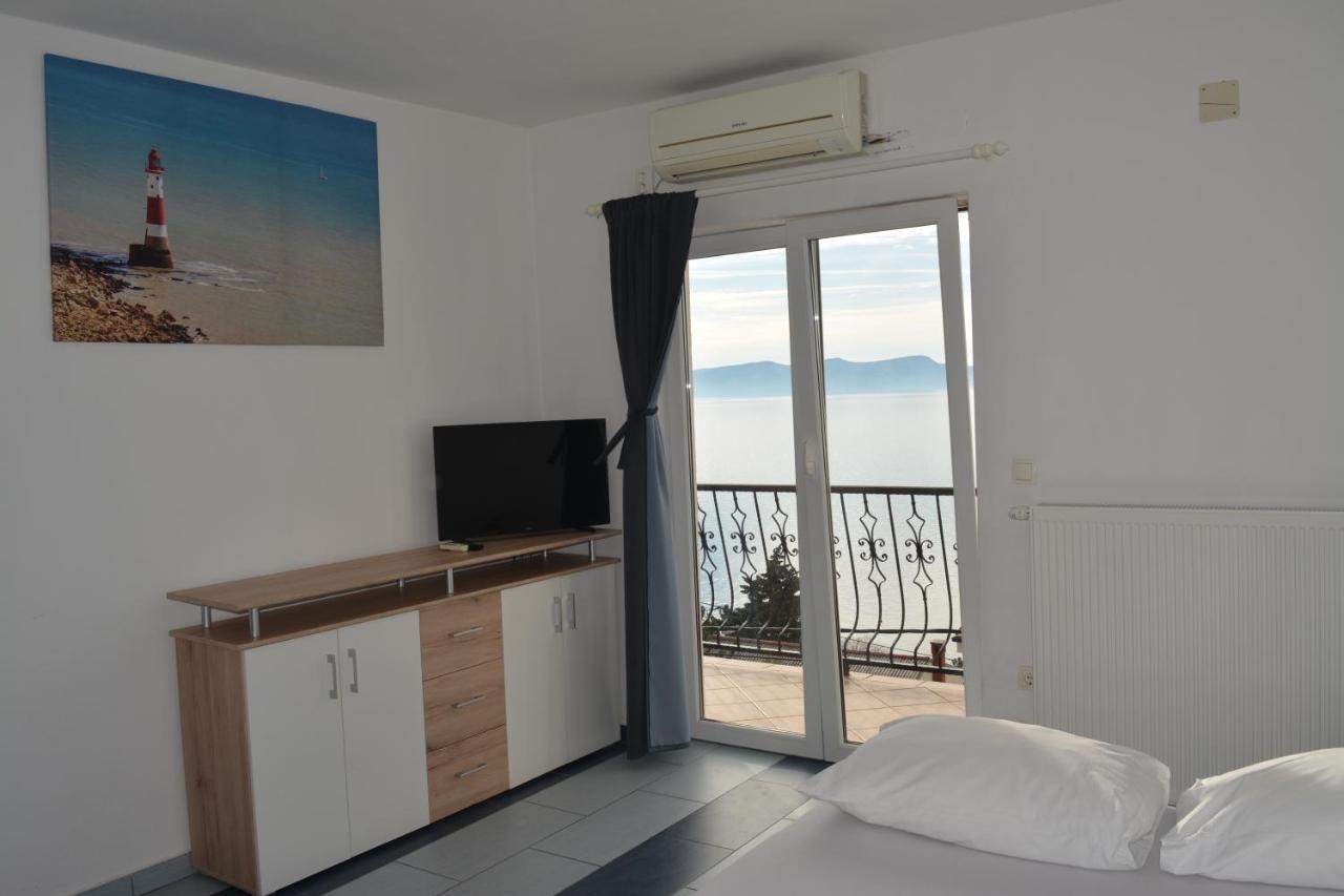 Apartments & Room Madi Senj  Exterior foto