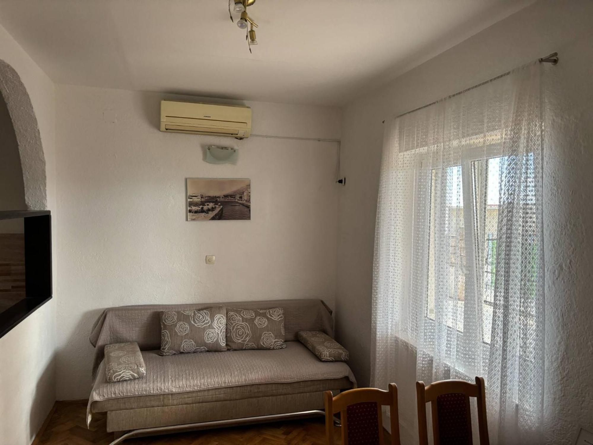 Apartments & Room Madi Senj  Exterior foto